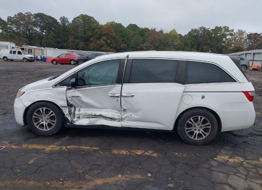 Photo 14 of 2013 Honda Odyssey EX-L (VIN 5FNRL5H67DB012870)