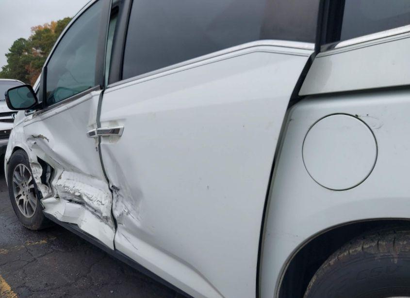 Photo 19 of 2013 Honda Odyssey EX-L (VIN 5FNRL5H67DB012870)