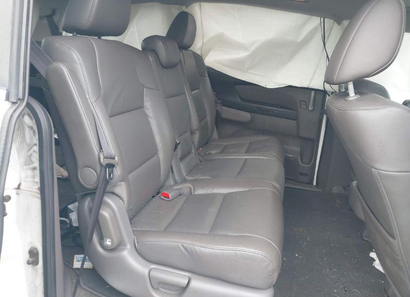 Photo 8 of 2013 Honda Odyssey EX-L (VIN 5FNRL5H67DB012870)