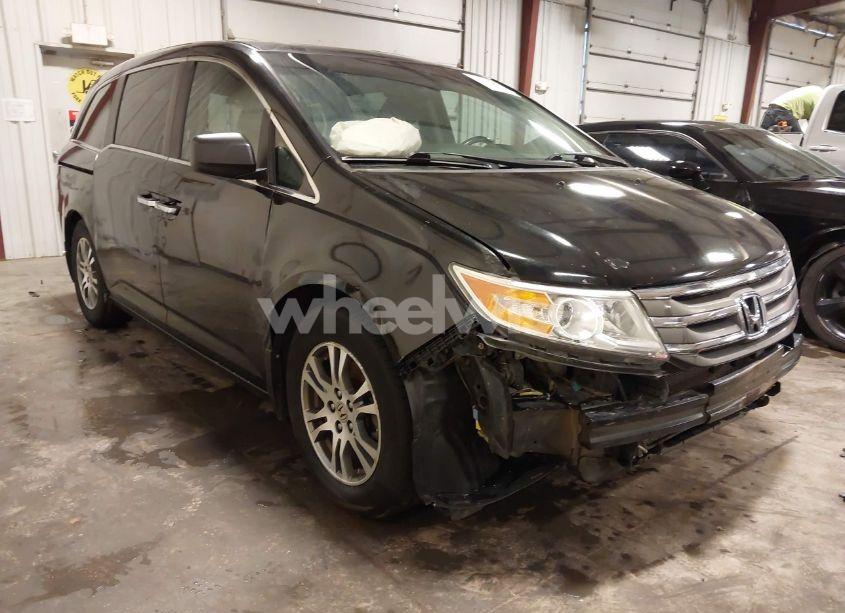 2013 Honda Odyssey EX-L (VIN 5FNRL5H67DB019852) main photo