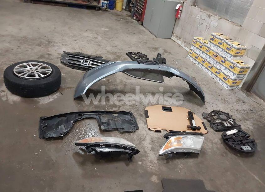 Photo 12 of 2013 Honda Odyssey EX-L (VIN 5FNRL5H67DB033976)