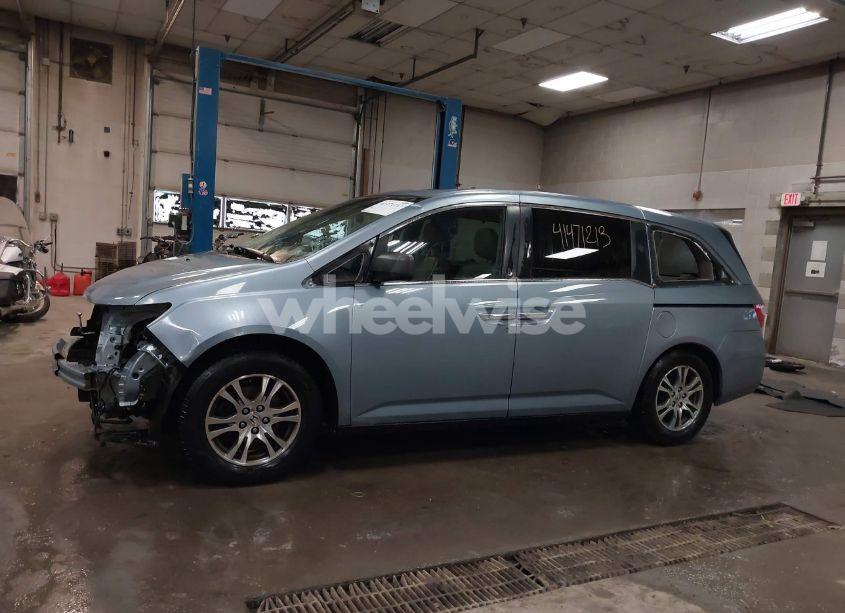 Photo 15 of 2013 Honda Odyssey EX-L (VIN 5FNRL5H67DB033976)