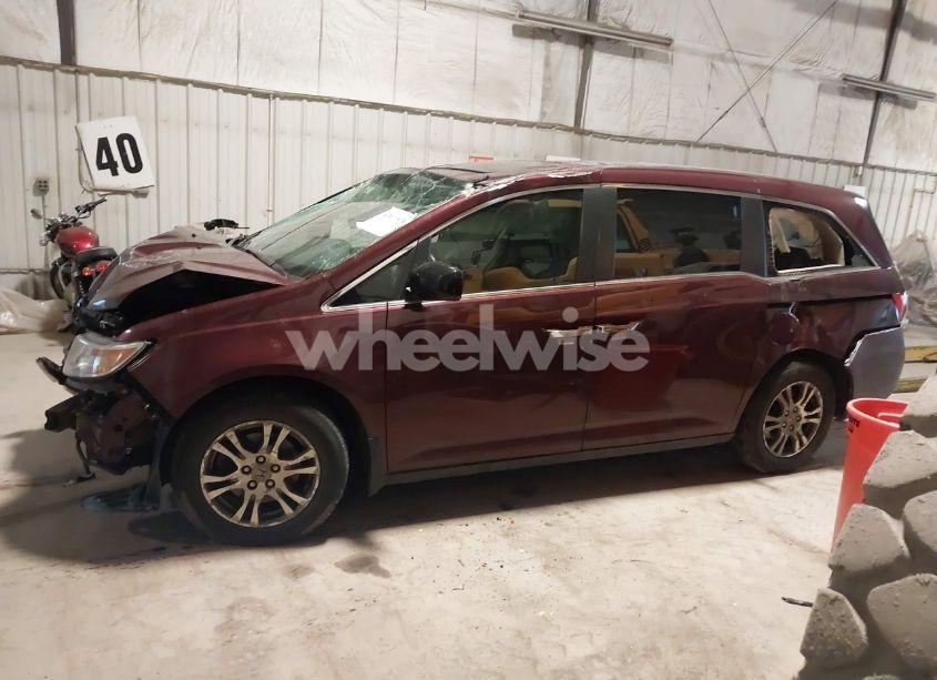 Photo 14 of 2013 Honda Odyssey EX-L (VIN 5FNRL5H67DB039129)