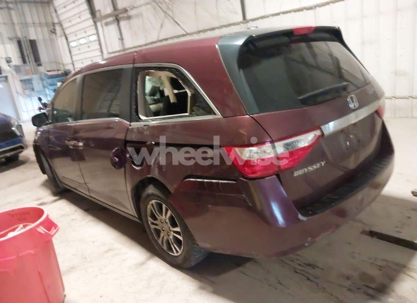 Photo 3 of 2013 Honda Odyssey EX-L (VIN 5FNRL5H67DB039129)