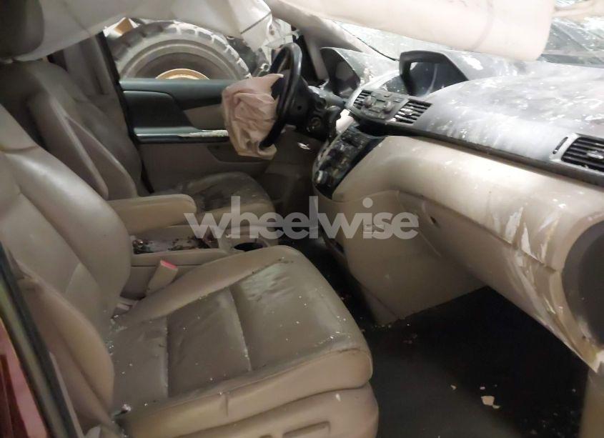 Photo 5 of 2013 Honda Odyssey EX-L (VIN 5FNRL5H67DB039129)