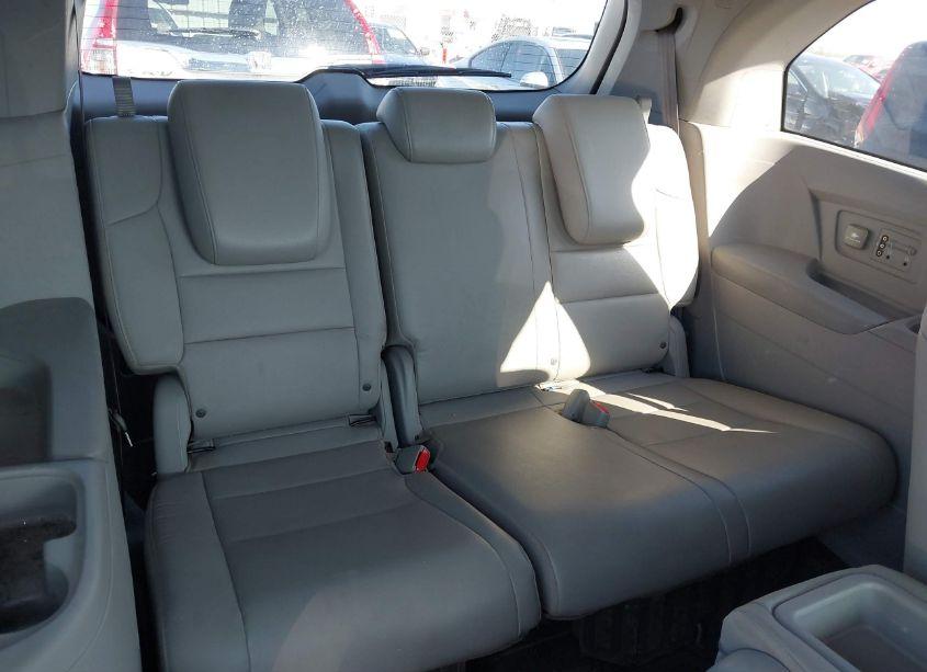 Photo 18 of 2013 Honda Odyssey EX-L (VIN 5FNRL5H67DB041432)