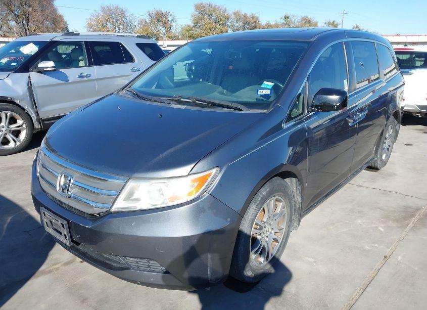Photo 2 of 2013 Honda Odyssey EX-L (VIN 5FNRL5H67DB041432)
