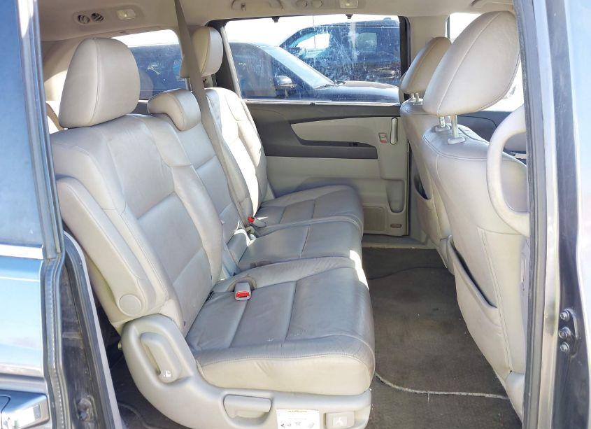 Photo 8 of 2013 Honda Odyssey EX-L (VIN 5FNRL5H67DB041432)