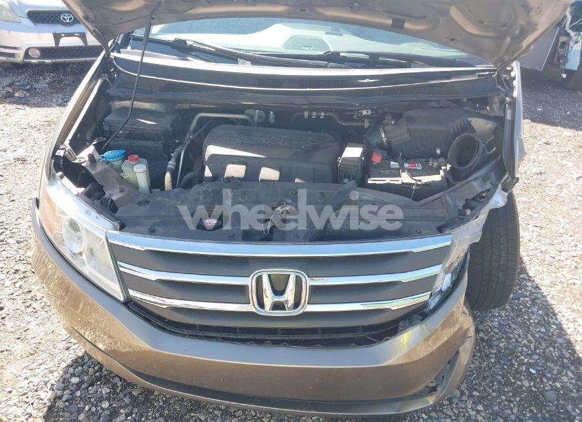 Photo 10 of 2013 Honda Odyssey EX-L (VIN 5FNRL5H67DB052818)