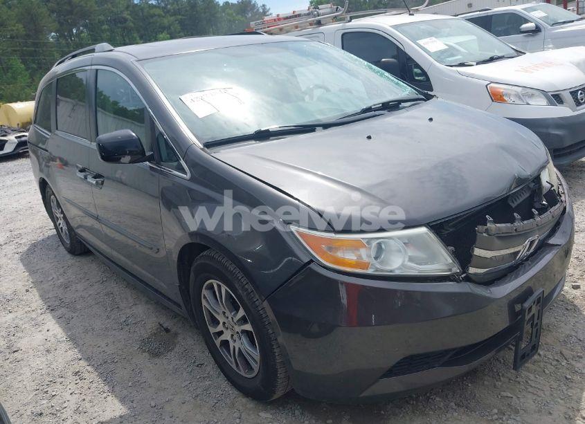 2013 Honda Odyssey EX-L (VIN 5FNRL5H67DB061373) main photo