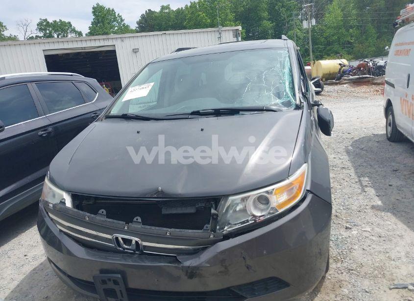 Photo 12 of 2013 Honda Odyssey EX-L (VIN 5FNRL5H67DB061373)