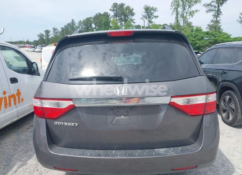 Photo 16 of 2013 Honda Odyssey EX-L (VIN 5FNRL5H67DB061373)