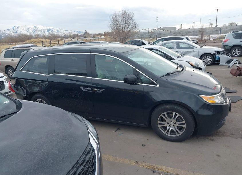 Photo 13 of 2013 Honda Odyssey EX-L (VIN 5FNRL5H67DB068422)