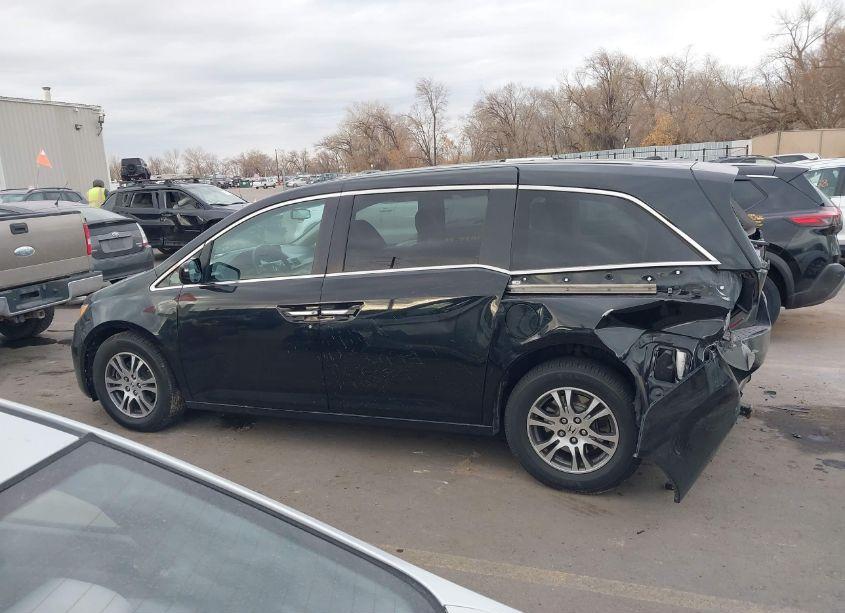 Photo 14 of 2013 Honda Odyssey EX-L (VIN 5FNRL5H67DB068422)