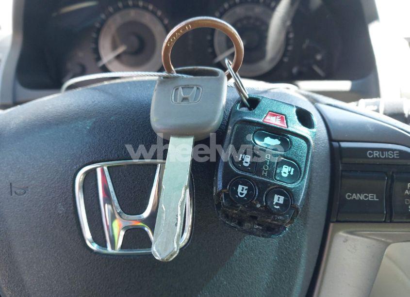 Photo 11 of 2013 Honda Odyssey EX-L (VIN 5FNRL5H67DB089559)