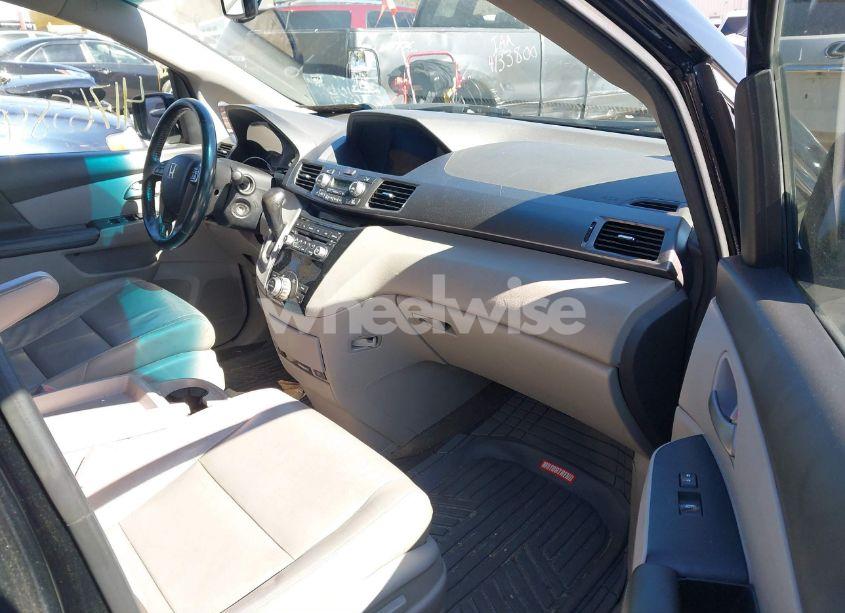 Photo 5 of 2013 Honda Odyssey EX-L (VIN 5FNRL5H67DB089559)