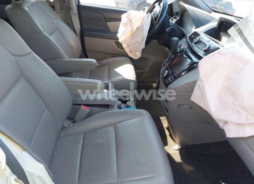 Photo 5 of 2014 Honda Odyssey EX-L (VIN 5FNRL5H67EB005662)