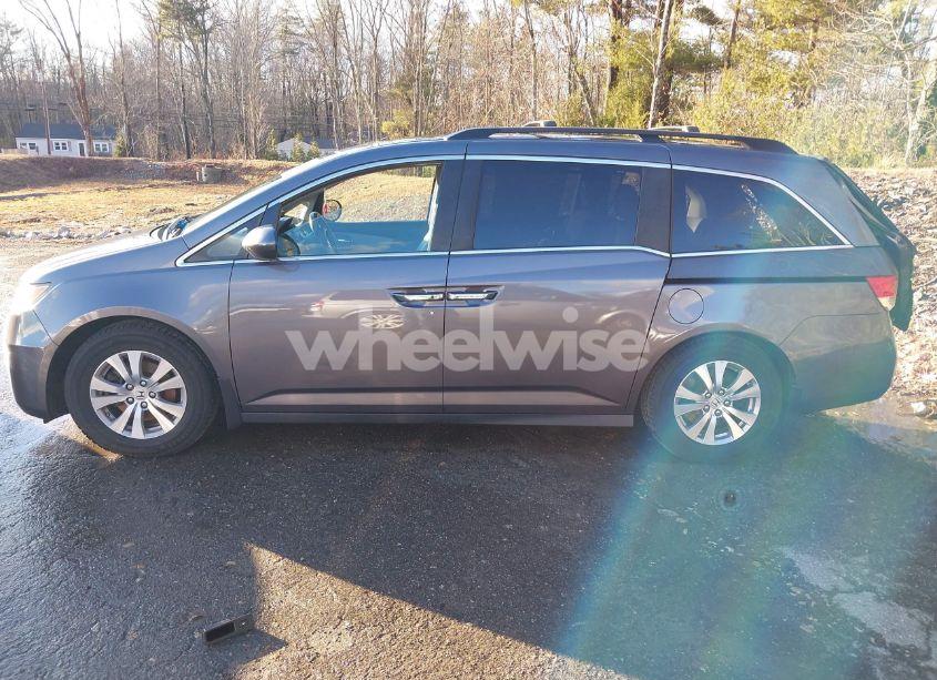 Photo 15 of 2014 Honda Odyssey EX-L (VIN 5FNRL5H67EB009341)