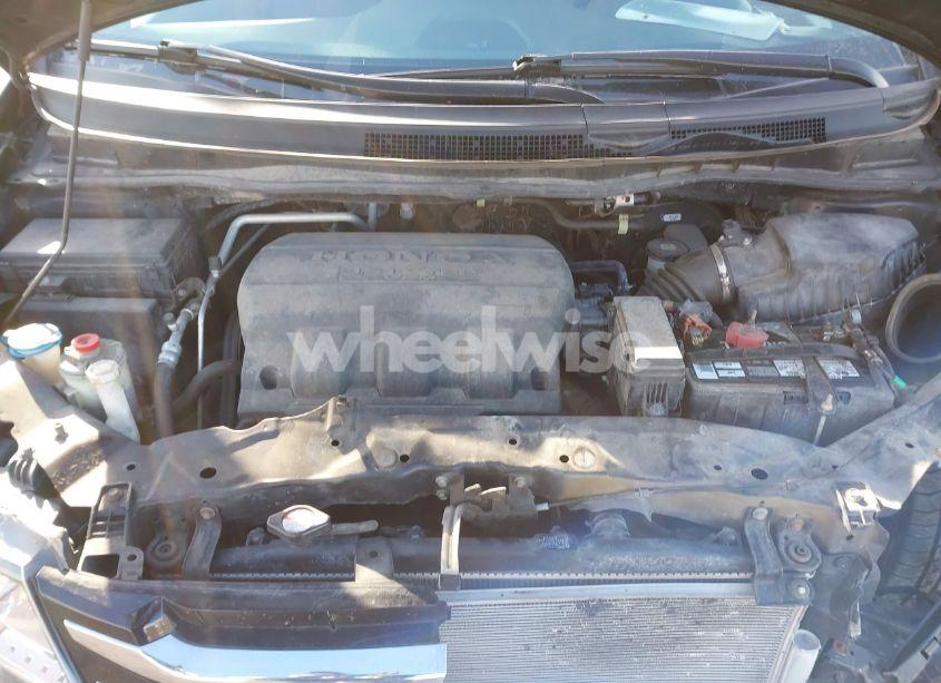 Photo 10 of 2014 Honda Odyssey EX-L (VIN 5FNRL5H67EB028522)