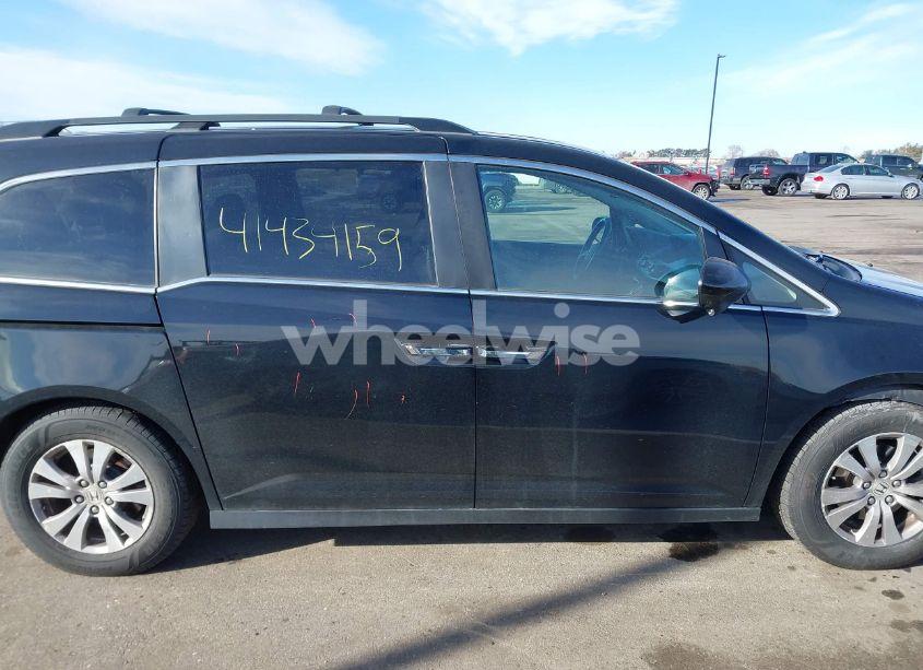 Photo 13 of 2014 Honda Odyssey EX-L (VIN 5FNRL5H67EB028522)