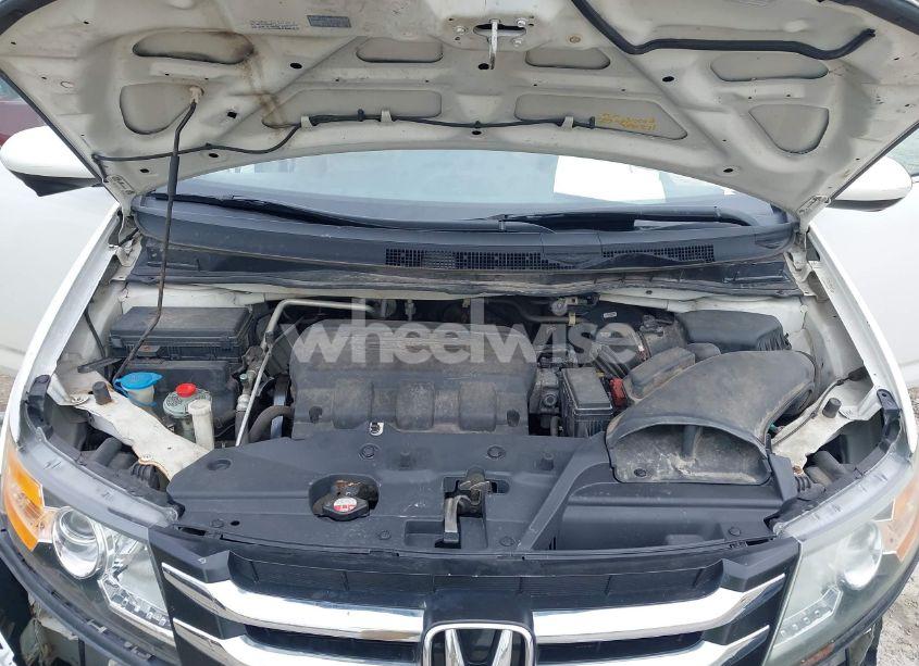 Photo 10 of 2014 Honda Odyssey EX-L (VIN 5FNRL5H67EB057714)