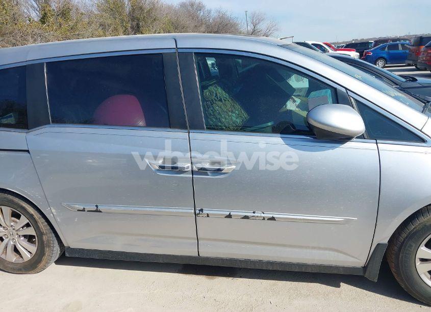 Photo 13 of 2014 Honda Odyssey EX-L (VIN 5FNRL5H67EB064338)