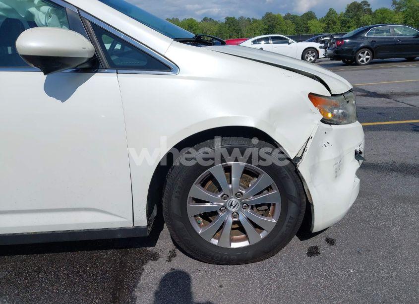 Photo 18 of 2014 Honda Odyssey EX-L (VIN 5FNRL5H67EB071807)