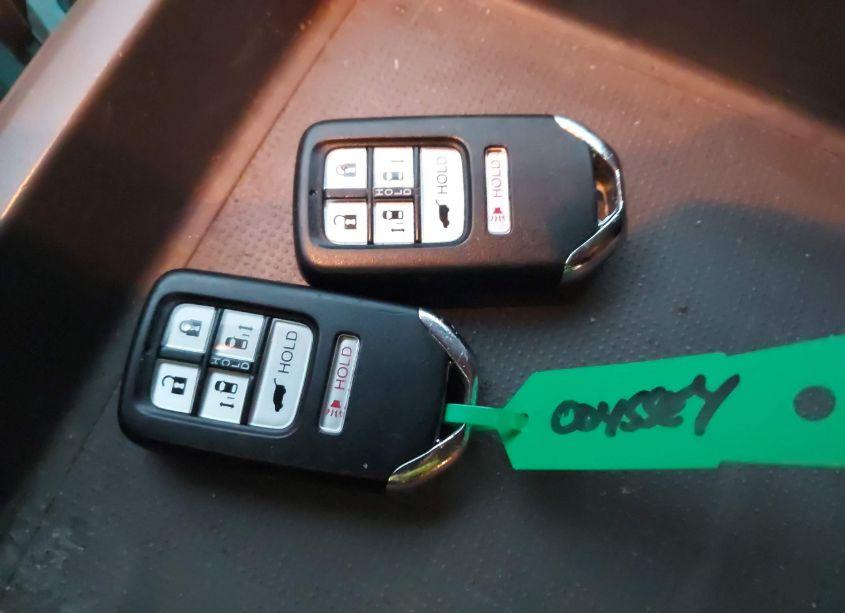 Photo 11 of 2014 Honda Odyssey EX-L (VIN 5FNRL5H67EB083035)