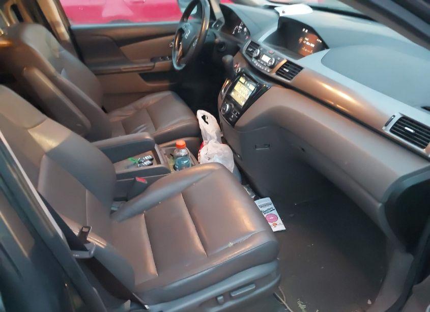 Photo 5 of 2014 Honda Odyssey EX-L (VIN 5FNRL5H67EB083035)