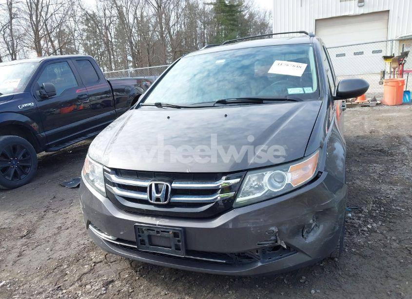 Photo 12 of 2014 Honda Odyssey EX-L (VIN 5FNRL5H67EB107186)