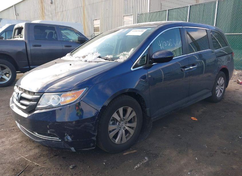 Photo 2 of 2014 Honda Odyssey EX-L (VIN 5FNRL5H67EB109956)