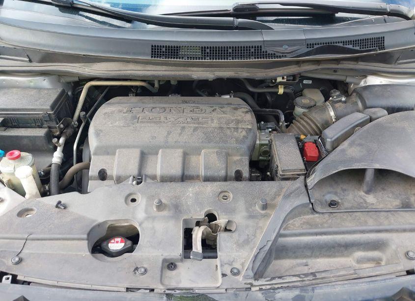 Photo 10 of 2014 Honda Odyssey EX-L (VIN 5FNRL5H67EB124537)