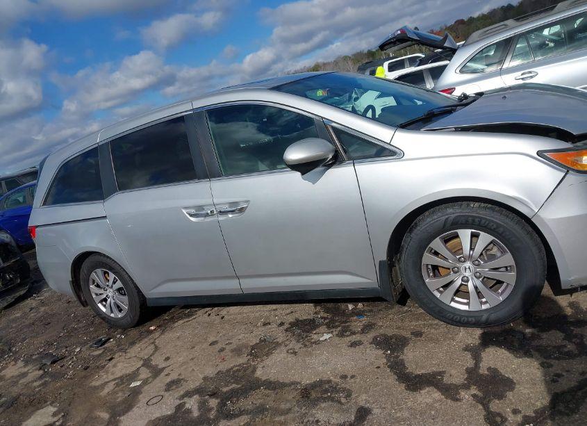 Photo 13 of 2014 Honda Odyssey EX-L (VIN 5FNRL5H67EB124537)