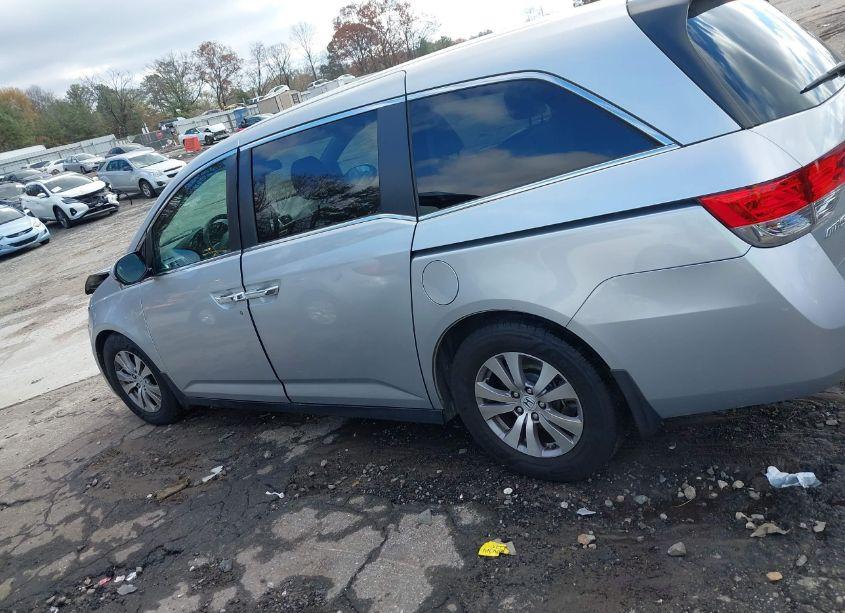 Photo 14 of 2014 Honda Odyssey EX-L (VIN 5FNRL5H67EB124537)