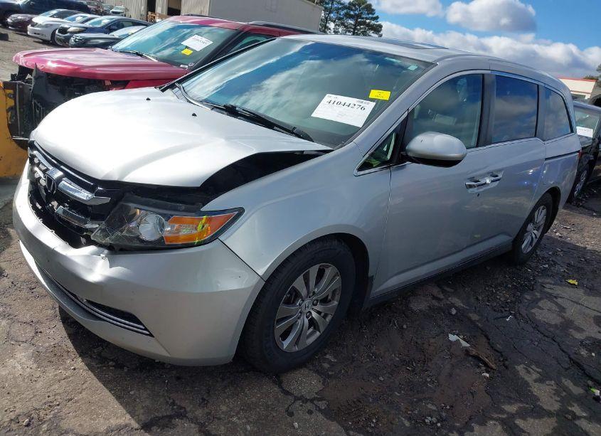 Photo 2 of 2014 Honda Odyssey EX-L (VIN 5FNRL5H67EB124537)
