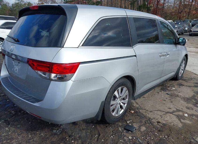 Photo 4 of 2014 Honda Odyssey EX-L (VIN 5FNRL5H67EB124537)