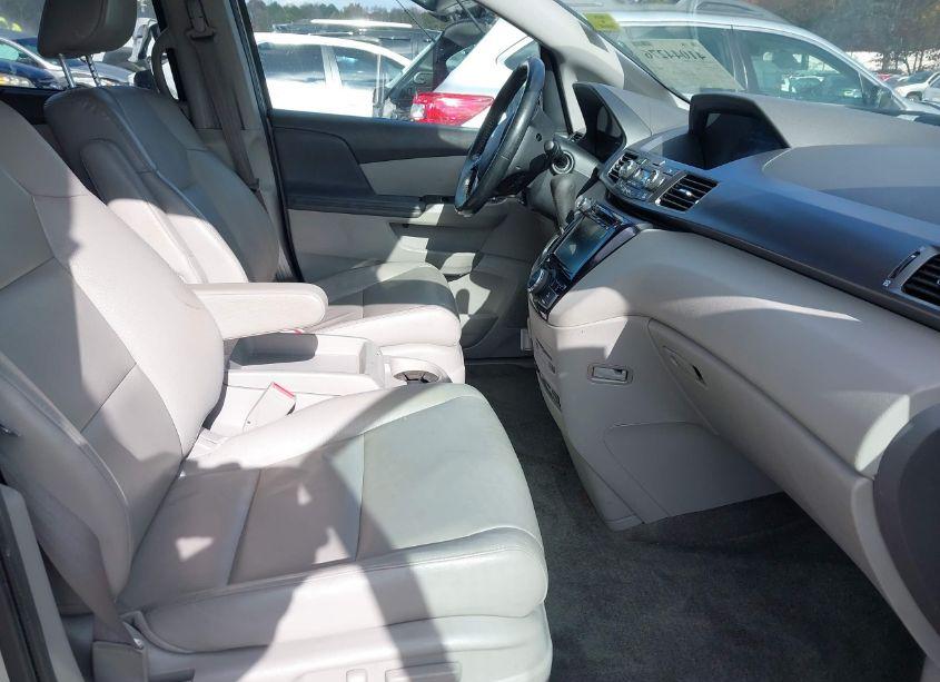 Photo 5 of 2014 Honda Odyssey EX-L (VIN 5FNRL5H67EB124537)