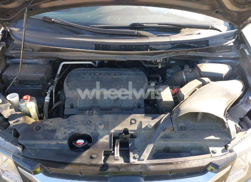 Photo 10 of 2014 Honda Odyssey EX-L (VIN 5FNRL5H67EB126515)