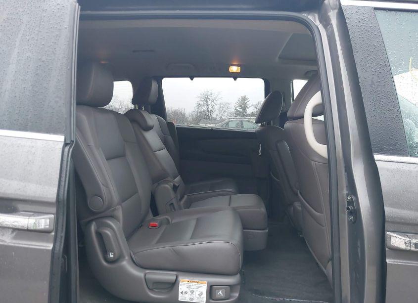 Photo 8 of 2014 Honda Odyssey EX-L (VIN 5FNRL5H67EB128748)