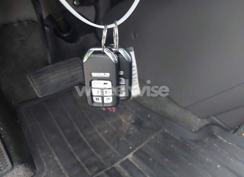 Photo 11 of 2015 Honda Odyssey EX-L (VIN 5FNRL5H67FB036248)