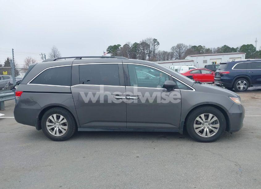 Photo 13 of 2015 Honda Odyssey EX-L (VIN 5FNRL5H67FB036248)