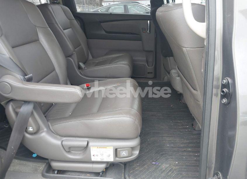 Photo 8 of 2015 Honda Odyssey EX-L (VIN 5FNRL5H67FB036248)