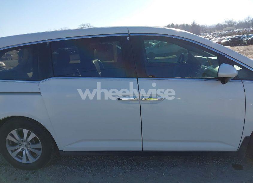 Photo 13 of 2015 Honda Odyssey EX-L (VIN 5FNRL5H67FB041384)
