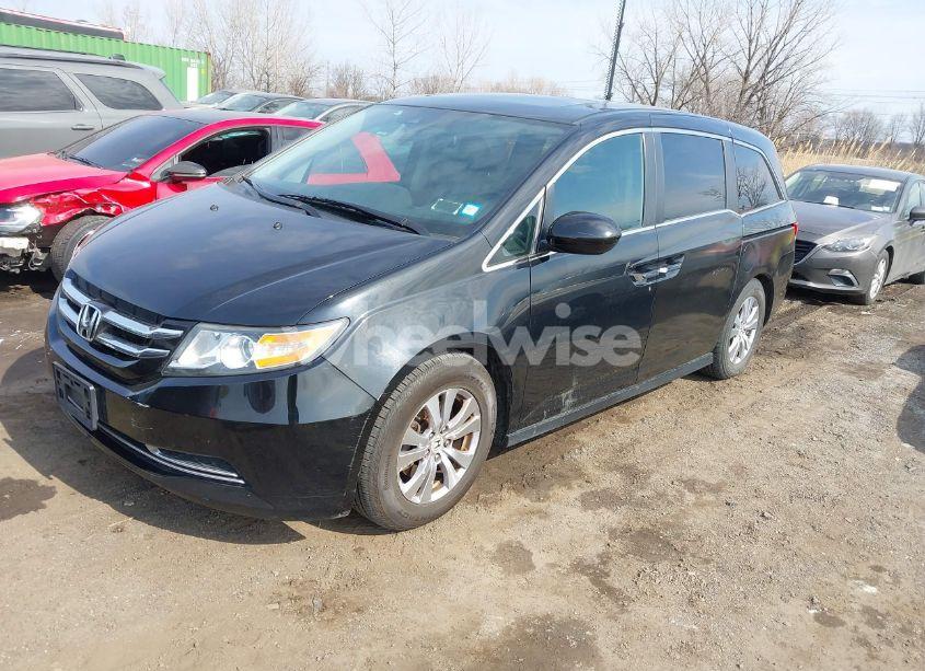 Photo 2 of 2016 Honda Odyssey EX-L (VIN 5FNRL5H67GB004224)