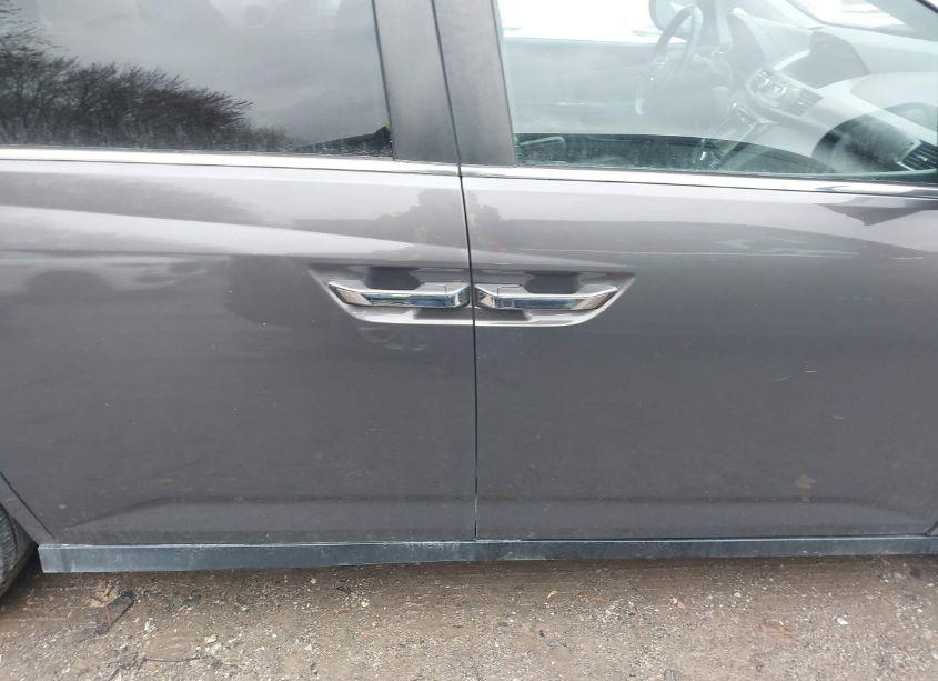 Photo 13 of 2016 Honda Odyssey EX-L (VIN 5FNRL5H67GB041502)