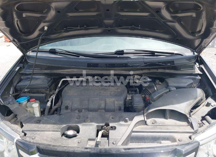 Photo 10 of 2016 Honda Odyssey EX-L (VIN 5FNRL5H67GB121026)