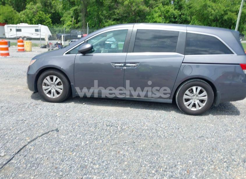 Photo 14 of 2016 Honda Odyssey EX-L (VIN 5FNRL5H67GB121026)