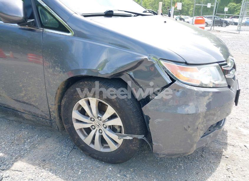 Photo 6 of 2016 Honda Odyssey EX-L (VIN 5FNRL5H67GB121026)