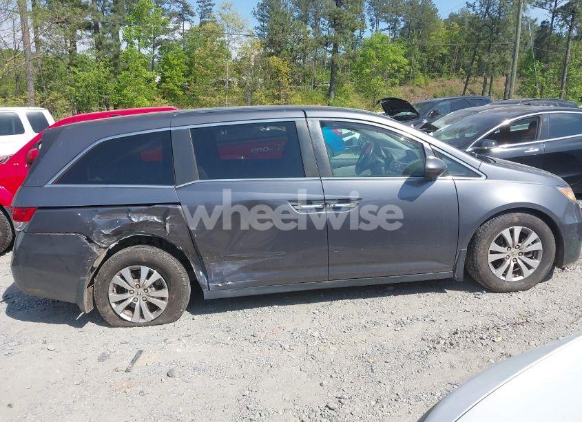 Photo 13 of 2017 Honda Odyssey EX-L (VIN 5FNRL5H67HB010963)