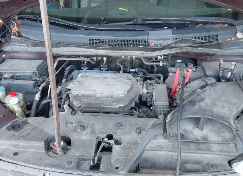 Photo 10 of 2011 Honda Odyssey EX-L (VIN 5FNRL5H68BB016522)